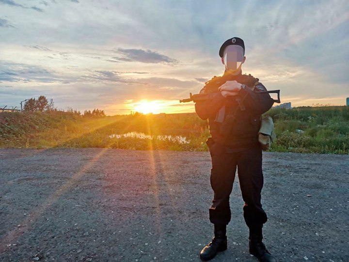 «Сын пропал на СВО, а выплаты его кто-то списал»: Позорная правда с фронта — у погибшего бойца украли деньги с карты