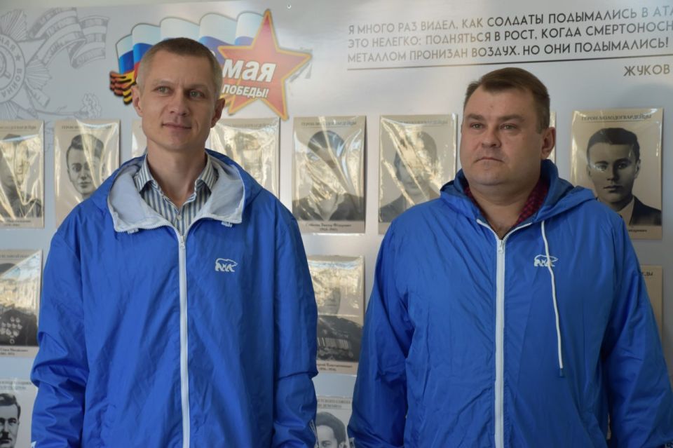 Сегодня в городе Ровеньки, в Ровеньковском технико-экономическом колледже состоялось тренировка по стрельбе из пневматического оружия в студенческом тире «СтрелОК» под руководством тренера Антона Рыбальченко – руководителя... Сегодня в городе Ровеньки, в Ровеньковском технико-экономическом колледже состоялось тренировка по стрельбе из пневматического оружия в студенческом тире «СтрелОК» под руководством тренера Антона Рыбальченко – руководителя...
