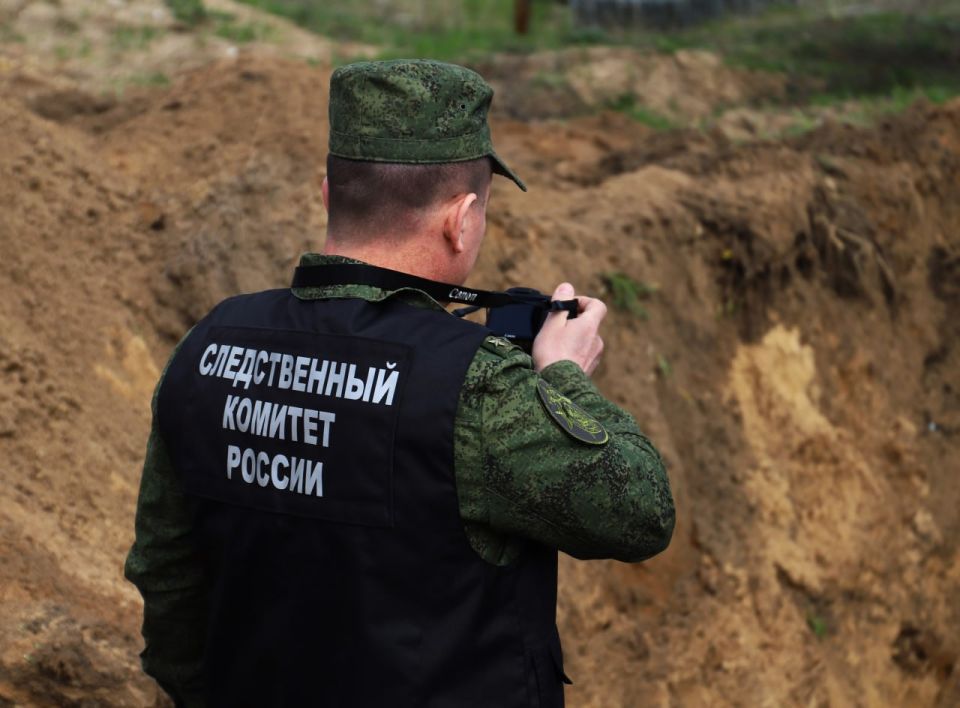 Работа продолжается. МРГ извлекла из захоронения под Северодонецком останки 12 мирных жителей За 2025 год участники межведомственной рабочей группы по розыску захоронений жертв украинской агрессии, их идентификации и... Работа продолжается. МРГ извлекла из захоронения под Северодонецком останки 12 мирных жителей За 2025 год участники межведомственной рабочей группы по розыску захоронений жертв украинской агрессии, их идентификации и...