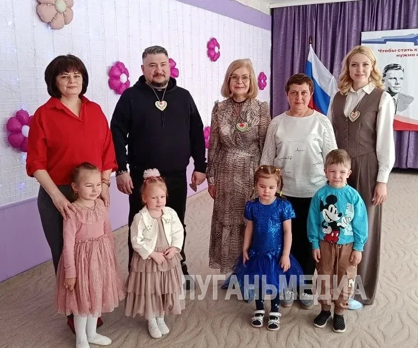 В рамках проекта «Лица дружбы» Краснолучские ясли-сад № 24 «Ивушка» посетила делегация из Республики Башкортостан