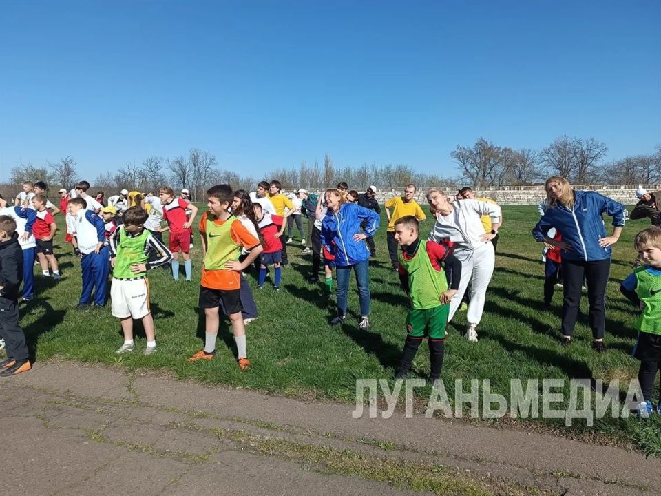 В Краснодонском муниципальном округе дан старт всероссийскому спортивному марафону «Сила России» В Краснодонском муниципальном округе дан старт всероссийскому спортивному марафону «Сила России»