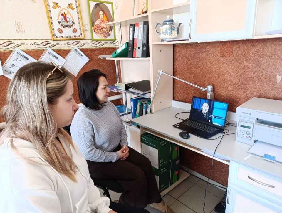 В рамках просветительского проекта «Знание. Лекторий» сегодня состоялась онлайн-встреча на тему «В одном ритме: Год единства народов России» В рамках просветительского проекта «Знание. Лекторий» сегодня состоялась онлайн-встреча на тему «В одном ритме: Год единства народов России»