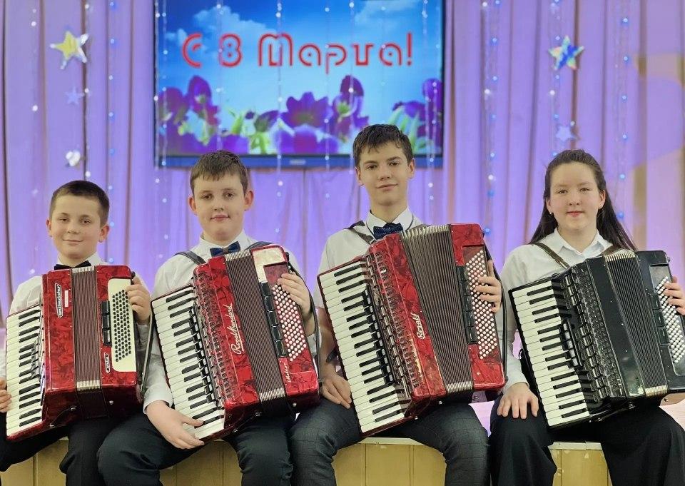 Андрей Рубанцов: Учащиеся ДШИ №1 города Ровеньки стали победителями престижного арт-конкурса "Вдохновение" Андрей Рубанцов: Учащиеся ДШИ №1 города Ровеньки стали победителями престижного арт-конкурса "Вдохновение"