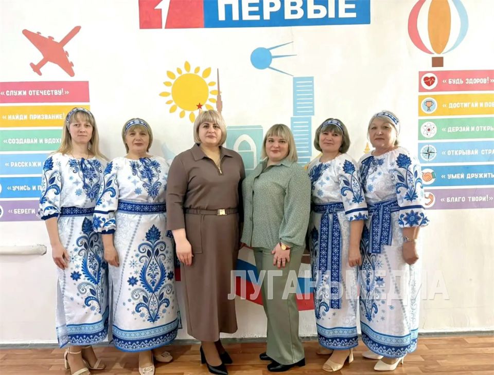 Софиевская школа № 27 Краснолучского округа открылась после ремонта Софиевская школа № 27 Краснолучского округа открылась после ремонта