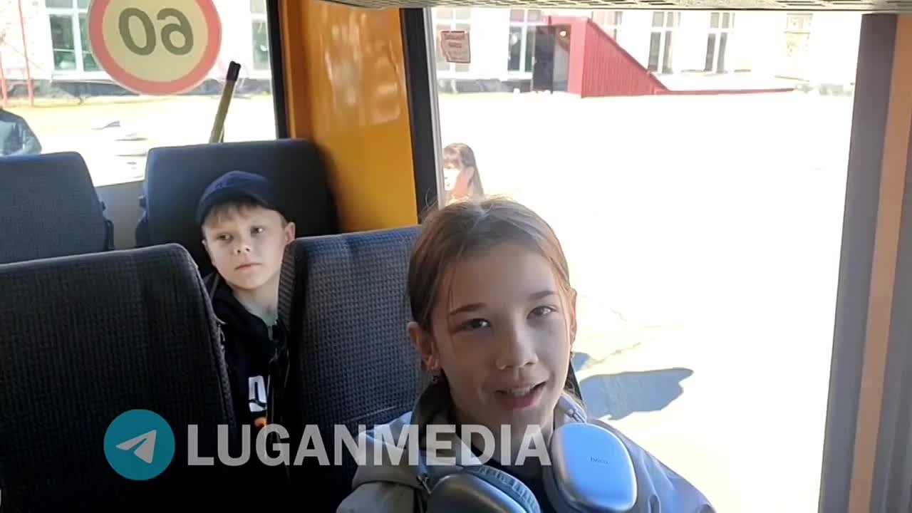 Краснолучские школьники отправились в Москву в рамках программы «Культурная карта 4+85»