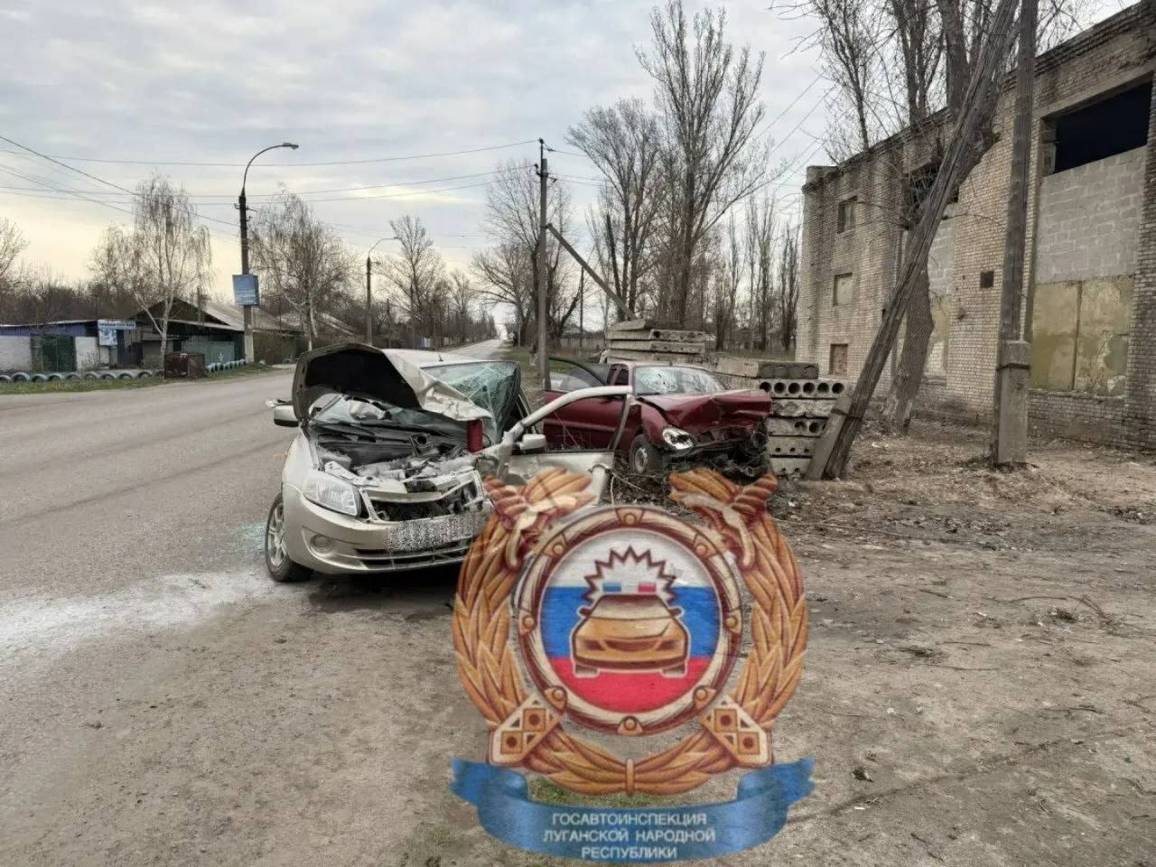 Сотрудники полиции устанавливают обстоятельства ДТП, в котором пострадал несовершеннолетний пассажир Сотрудники полиции устанавливают обстоятельства ДТП, в котором пострадал несовершеннолетний пассажир