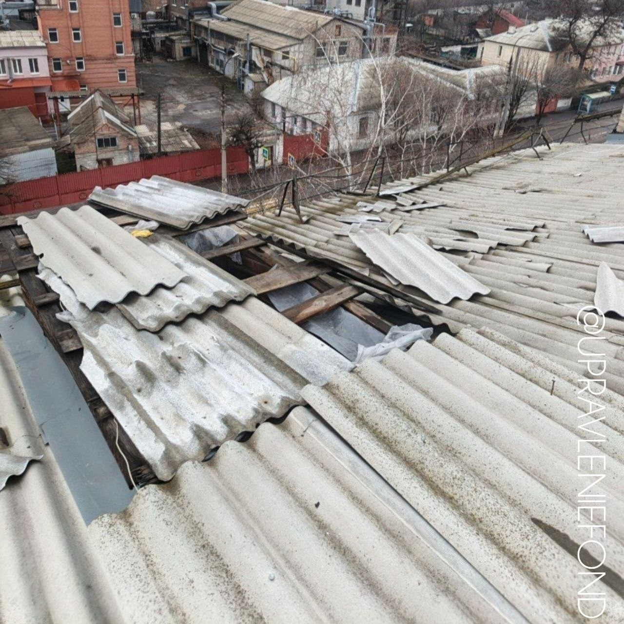 Луганский филиал выполнил ряд текущих ремонтов кровель столичных многоэтажек Луганский филиал выполнил ряд текущих ремонтов кровель столичных многоэтажек