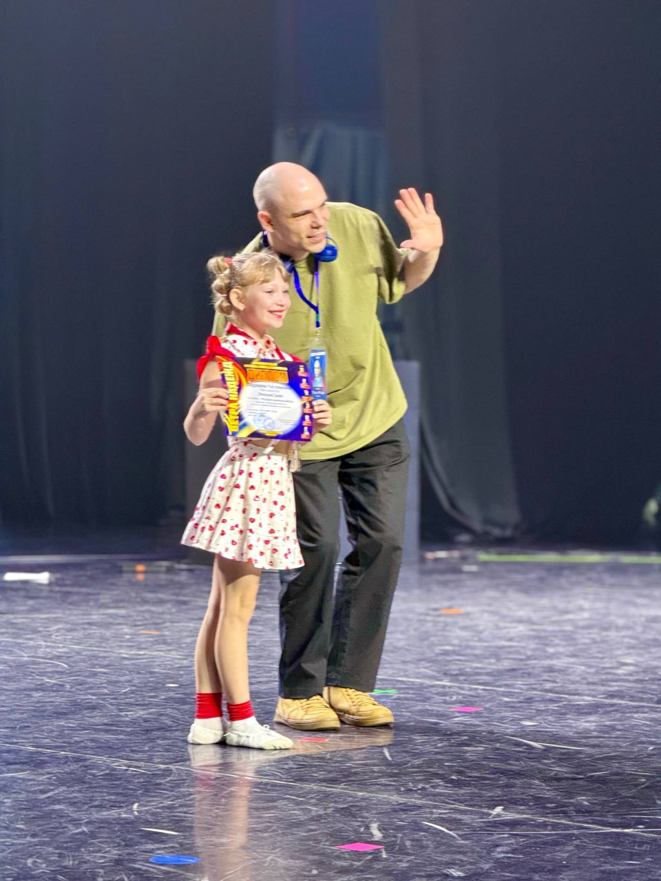 Хореографический коллектив Краснодонского городского Дворца культуры им. «Молодой гвардии» студия танца «Мила и К» под руководством Людмилы Сопенюк принял участие и победил в IX Международном фестивале – конкурсе «Ветра... Хореографический коллектив Краснодонского городского Дворца культуры им. «Молодой гвардии» студия танца «Мила и К» под руководством Людмилы Сопенюк принял участие и победил в IX Международном фестивале – конкурсе «Ветра...