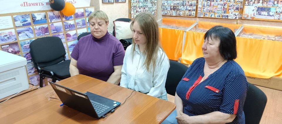 В рамках просветительского проекта «Знание. Лекторий» сегодня состоялась онлайн-встреча на тему «В одном ритме: Год единства народов России» В рамках просветительского проекта «Знание. Лекторий» сегодня состоялась онлайн-встреча на тему «В одном ритме: Год единства народов России»