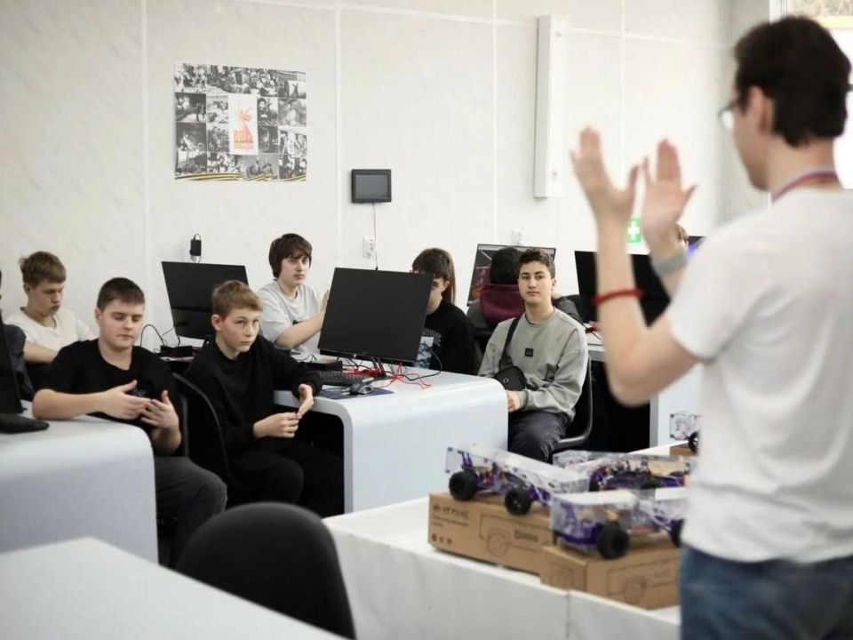 Сергей Колягин: В живописной Анапе, на базе Всероссийского детского центра «Смена», при поддержке Министерства просвещения Российской Федерации, завершилась уникальная образовательная программа «Орбита возможностей» Сергей Колягин: В живописной Анапе, на базе Всероссийского детского центра «Смена», при поддержке Министерства просвещения Российской Федерации, завершилась уникальная образовательная программа «Орбита возможностей»