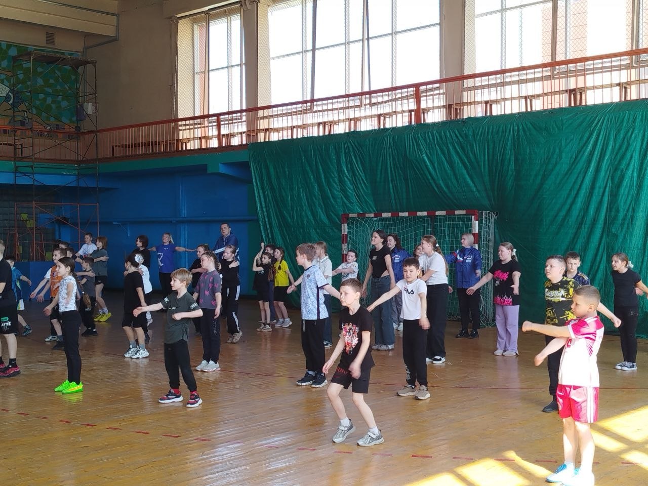 Брянка зарядилась «Силой России»: дан старт масштабному спортивному марафону Брянка зарядилась «Силой России»: дан старт масштабному спортивному марафону