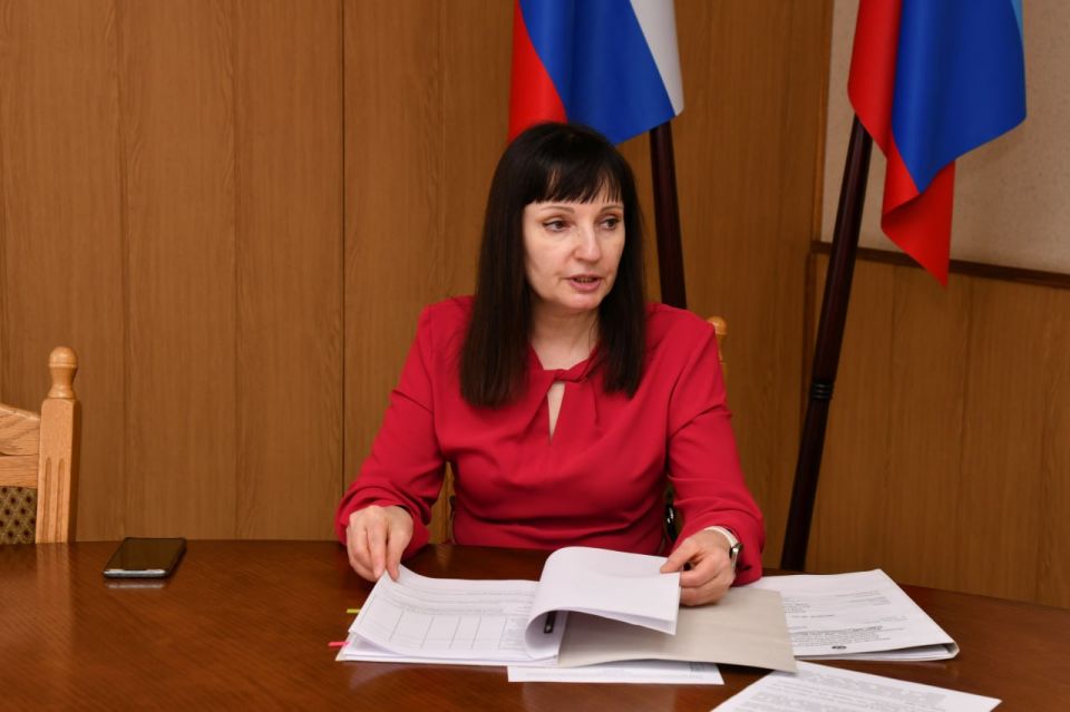 В Администрации округа продолжается работа по государственной социальной помощи на основании социального контракта В Администрации округа продолжается работа по государственной социальной помощи на основании социального контракта