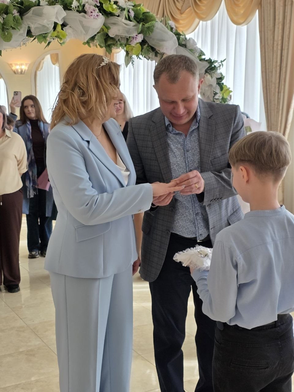 По следам свадебного дня: торжественный юбилей семьи Бандуровых По следам свадебного дня: торжественный юбилей семьи Бандуровых