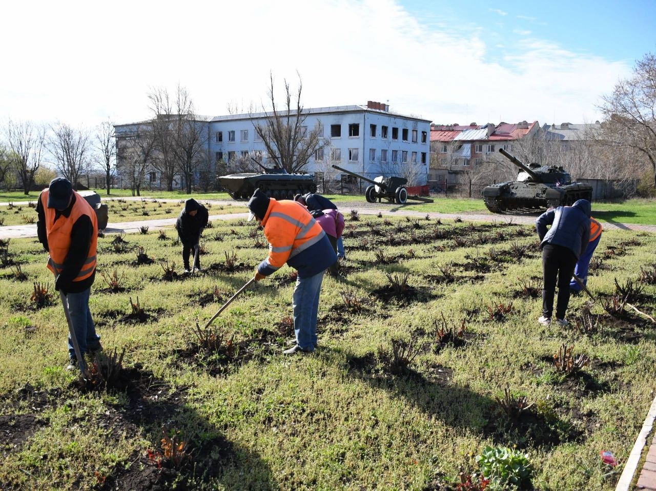 Сергей Колягин: Муниципальное унитарное предприятие «Комбинат коммунальных услуг города Первомайска» активно работает над благоустройством наших городов Сергей Колягин: Муниципальное унитарное предприятие «Комбинат коммунальных услуг города Первомайска» активно работает над благоустройством наших городов