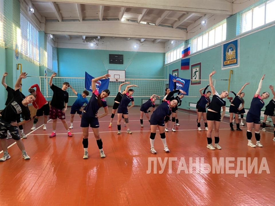 В Меловом прошла открытая тренировка в рамках марафона «Сила России» В Меловом прошла открытая тренировка в рамках марафона «Сила России»