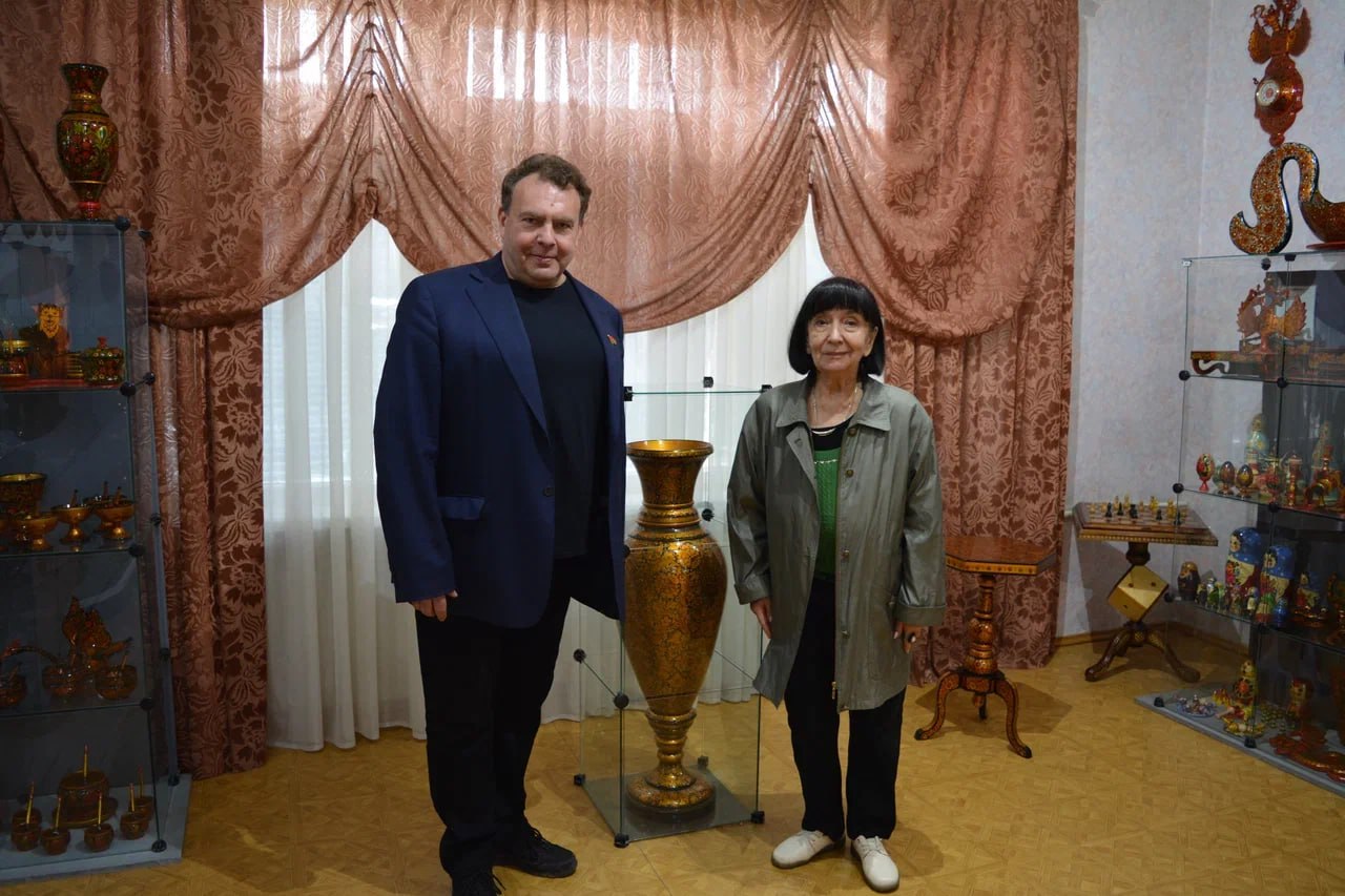 Содружество «Донбасс»: делегация Луганского художественного музея посетила Гуковский музей шахтёрского труда Содружество «Донбасс»: делегация Луганского художественного музея посетила Гуковский музей шахтёрского труда