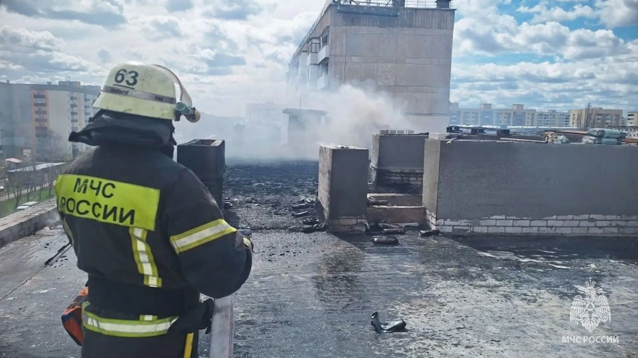 Многоэтажный дом загорелся в Северодонецке Многоэтажный дом загорелся в Северодонецке