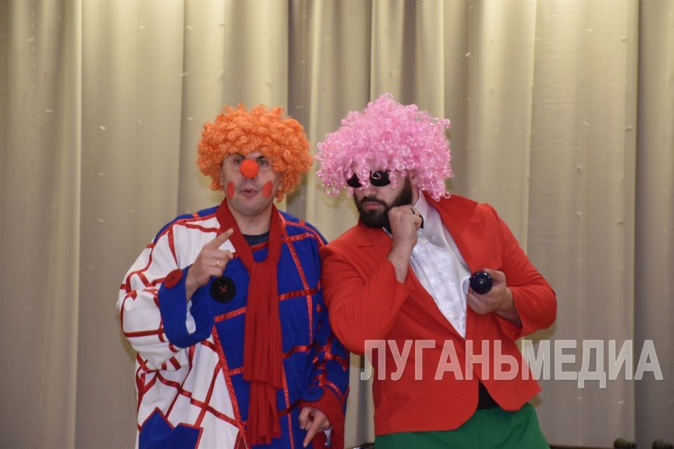 Благотворительный фонд «Рука помощи» из Москвы приехал в Стаханов с благотворительной миссией Благотворительный фонд «Рука помощи» из Москвы приехал в Стаханов с благотворительной миссией
