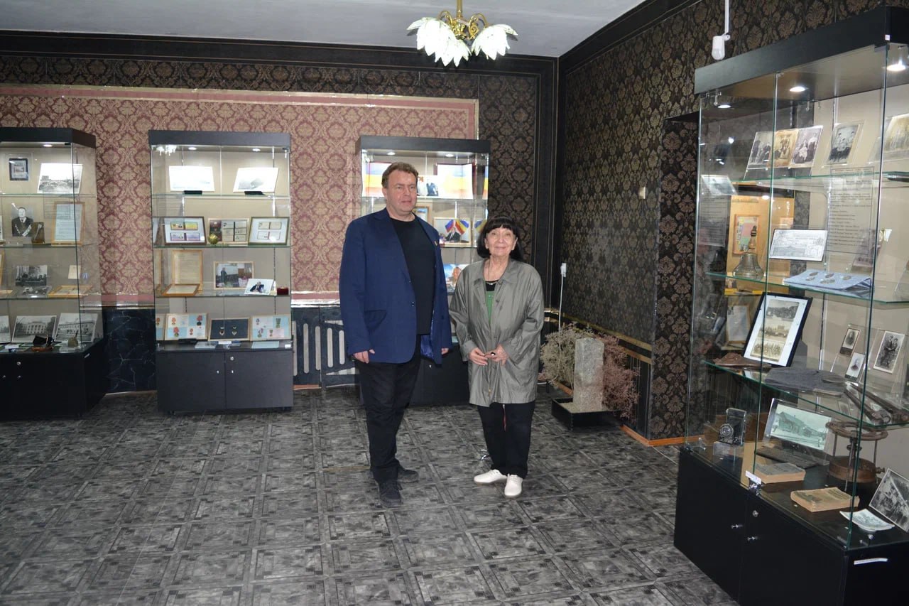 Содружество «Донбасс»: делегация Луганского художественного музея посетила Гуковский музей шахтёрского труда Содружество «Донбасс»: делегация Луганского художественного музея посетила Гуковский музей шахтёрского труда