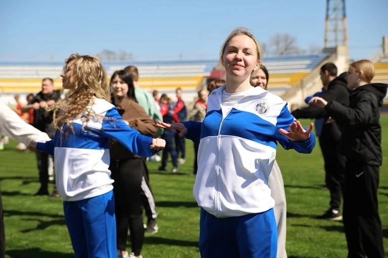 Старт дан по всей республике: как Луганск встретил спортивный марафон «Сила России»