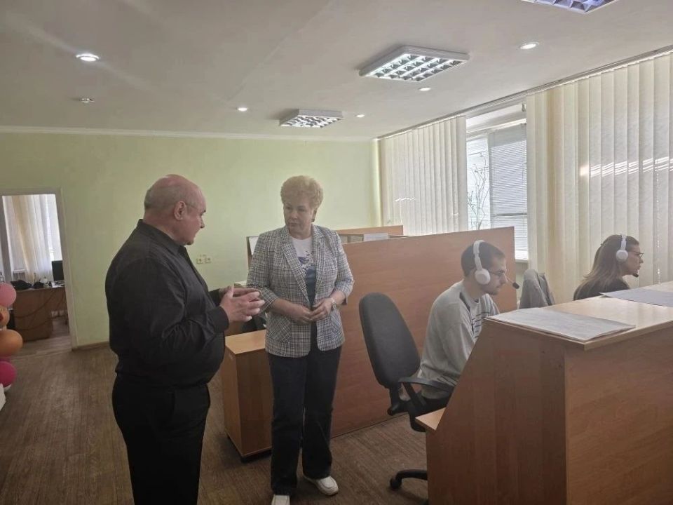 Ольга Бас: Начала свою региональную неделю с рассмотрения обращения жителей одного из домов Луганска по вопросу водоотведения Ольга Бас: Начала свою региональную неделю с рассмотрения обращения жителей одного из домов Луганска по вопросу водоотведения