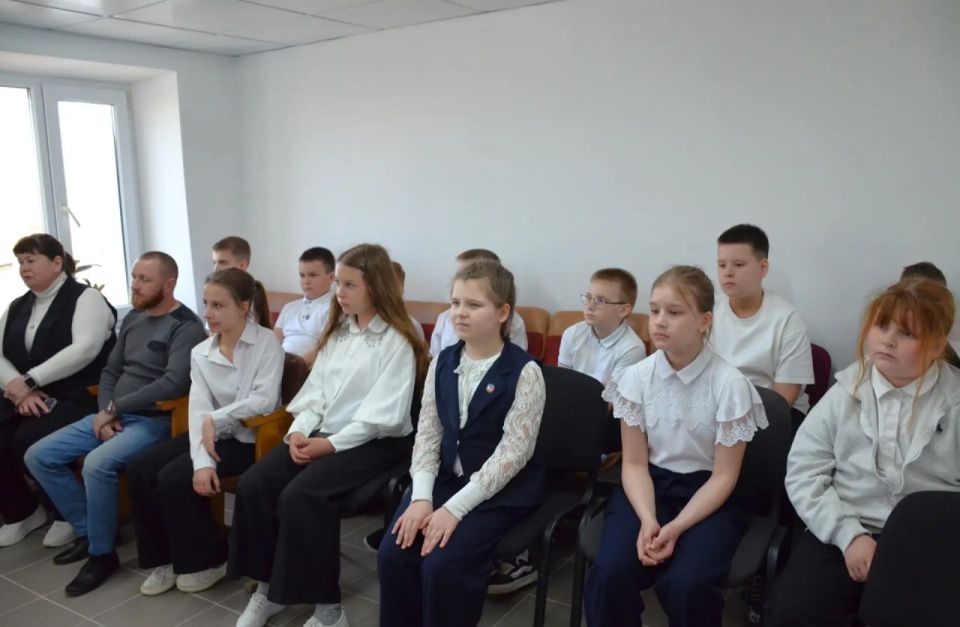 Марина Филиппова: Сохранение памяти о герое: передача документов участника СВО в окружной архив Марина Филиппова: Сохранение памяти о герое: передача документов участника СВО в окружной архив