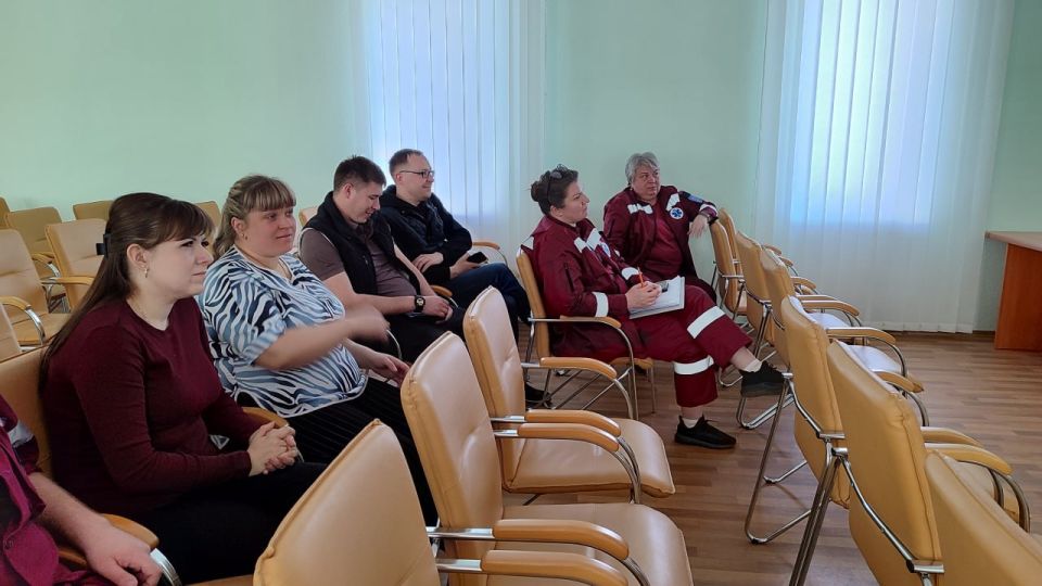 Директор Луганского центра медицины катастроф провел выездной семинар в Старобельске Директор Луганского центра медицины катастроф провел выездной семинар в Старобельске