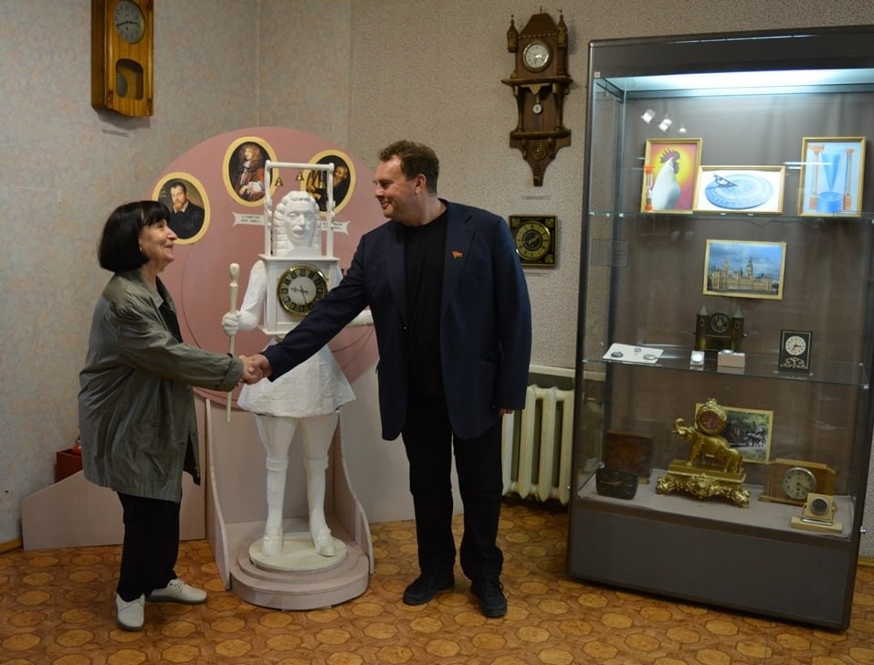 Содружество «Донбасс»: делегация Луганского художественного музея посетила Гуковский музей шахтёрского труда Содружество «Донбасс»: делегация Луганского художественного музея посетила Гуковский музей шахтёрского труда