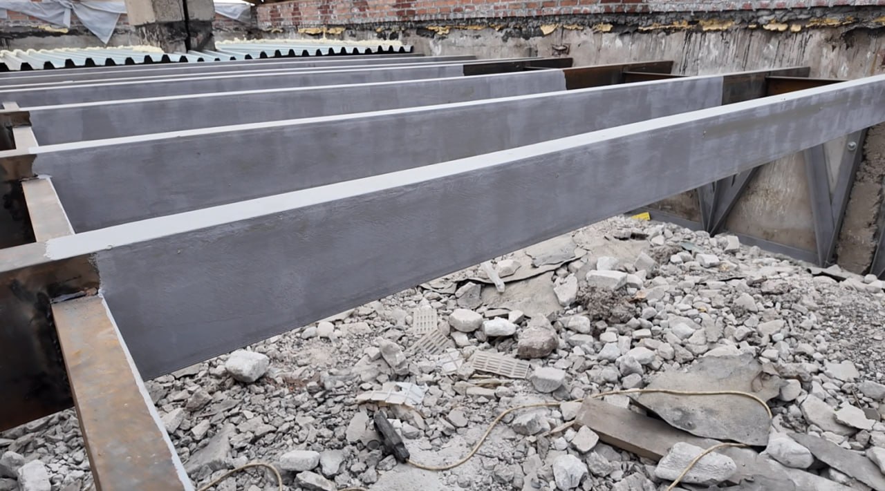 Шеф-регион Тюменская область продолжает активную работу по капитальному ремонту кровель на объектах по адресам: г. Краснодон, кв. Лютикова, 27 и кв. Лютикова, 32. Работы выполняет строительная компания «СТИЛЛ» Шеф-регион Тюменская область продолжает активную работу по капитальному ремонту кровель на объектах по адресам: г. Краснодон, кв. Лютикова, 27 и кв. Лютикова, 32. Работы выполняет строительная компания «СТИЛЛ»