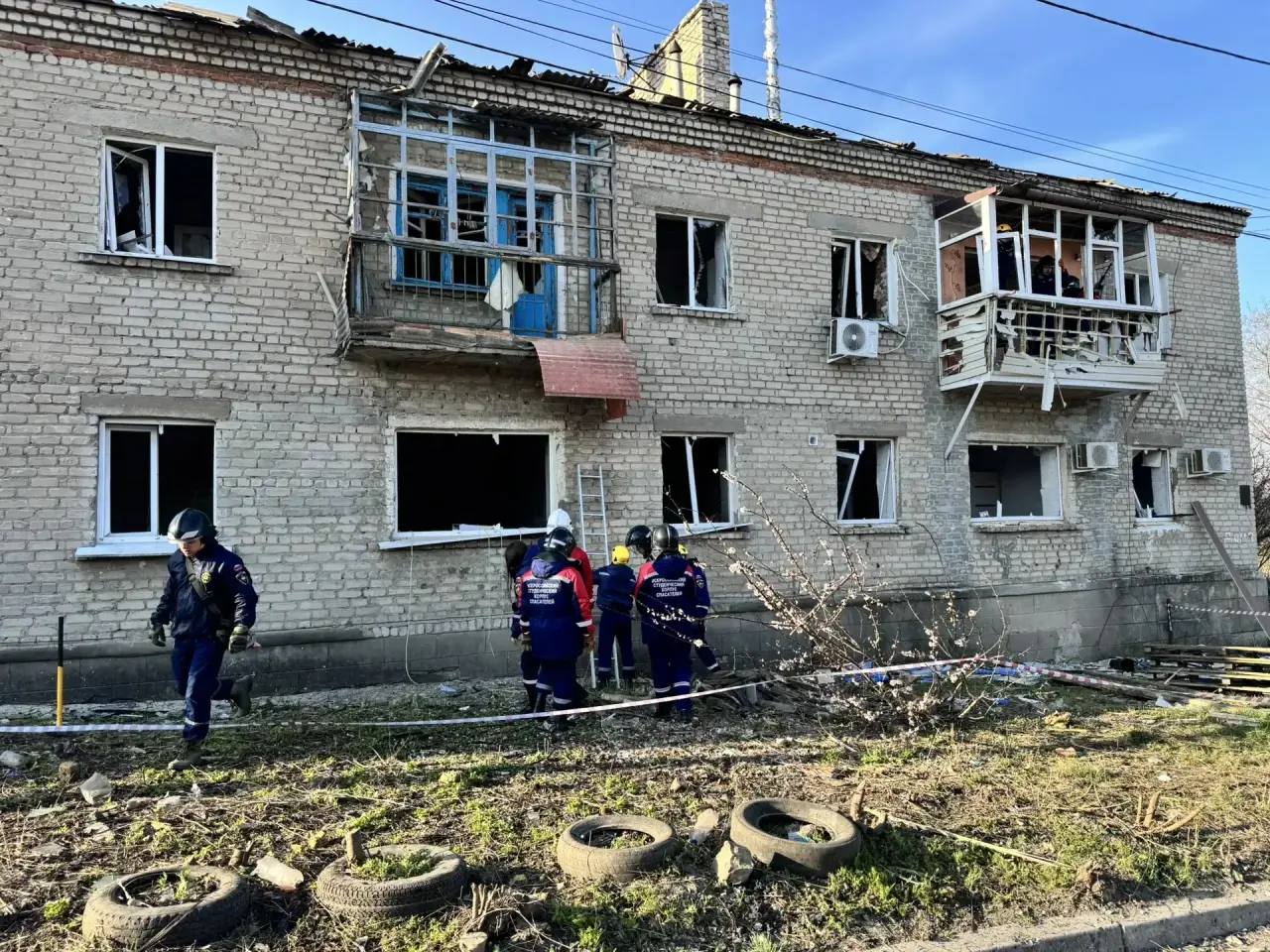 Луганск ночью подвергся массированной атаке беспилотников