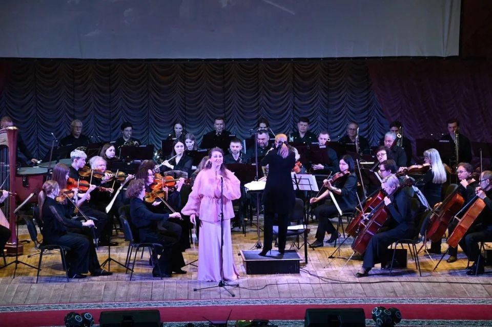 В Стаханове с аншлагом прошел концерт, посвященный Владимиру Далю В Стаханове с аншлагом прошел концерт, посвященный Владимиру Далю