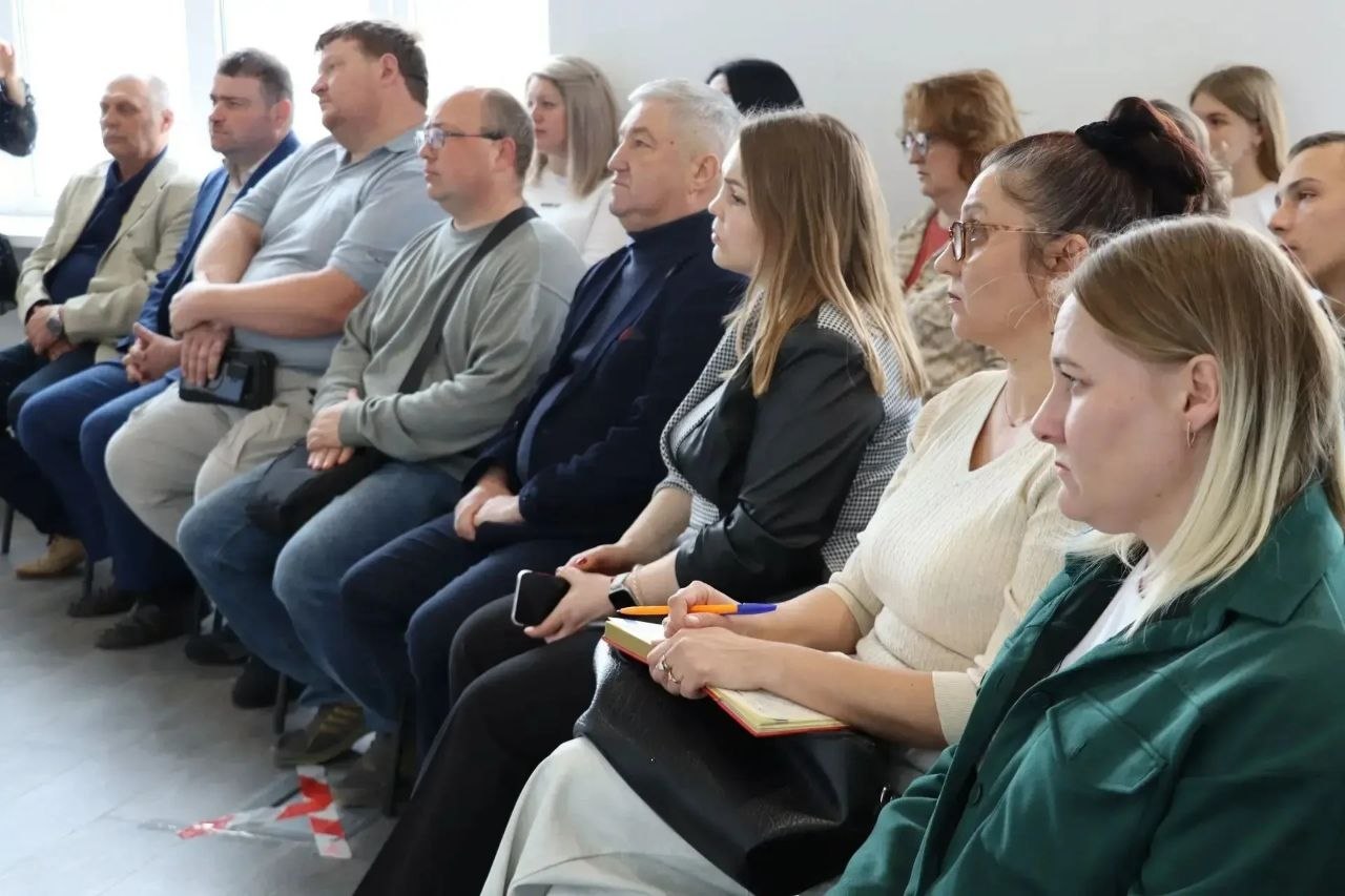 Продолжается серия встреч с жителями городского округа Продолжается серия встреч с жителями городского округа