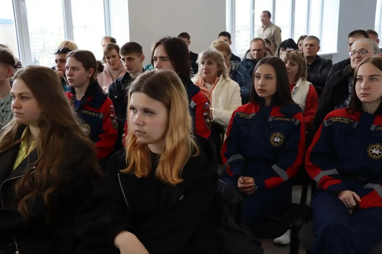 Продолжается серия встреч с жителями городского округа Продолжается серия встреч с жителями городского округа