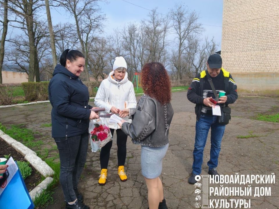 6 апреля 2026 года специалисты Новоайдарского районного дома культуры совершили выезд в село Алексеевка в рамках работы культурно-передвижного центра «Автоклуб» 6 апреля 2026 года специалисты Новоайдарского районного дома культуры совершили выезд в село Алексеевка в рамках работы культурно-передвижного центра «Автоклуб»