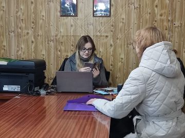 В г. Вахрушево состоялся очередной выездной прием мобильного офиса МФЦ ЛНР