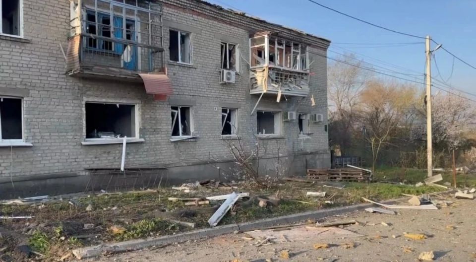Луганск ночью подвергся массированной атаке БПЛА Луганск ночью подвергся массированной атаке БПЛА
