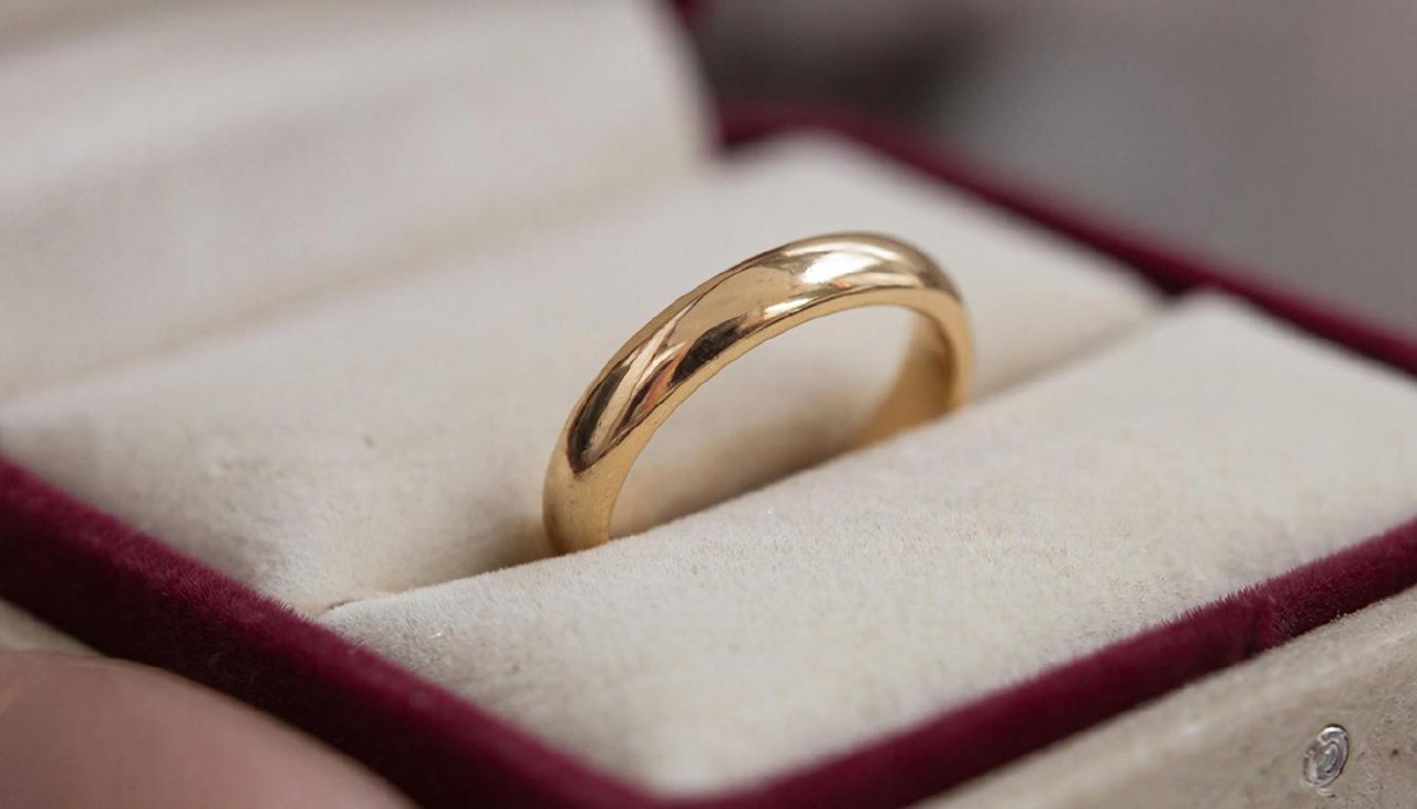 Луганчанка хотела получить кольцо в розыгрыше в соцсетях, а потеряла деньги