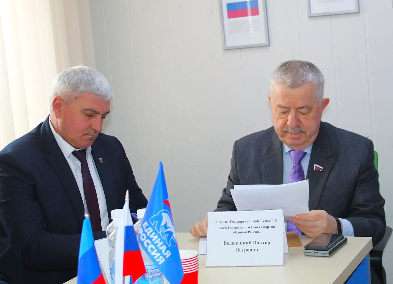 Виктор Водолацкий в Беловодском округе: встречи с жителями и знакомство с объектами инфраструктуры Виктор Водолацкий в Беловодском округе: встречи с жителями и знакомство с объектами инфраструктуры