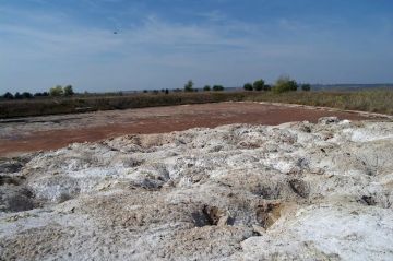 В ЛНР продолжается разработка проекта работ по ликвидации полигона с опасными химическими отходами около Волчеяровки