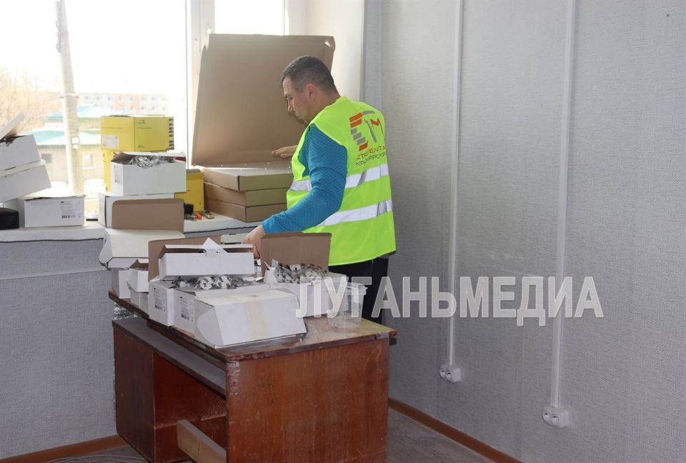 Красноярский край продолжает ремонт городской больницы в Свердловске Красноярский край продолжает ремонт городской больницы в Свердловске