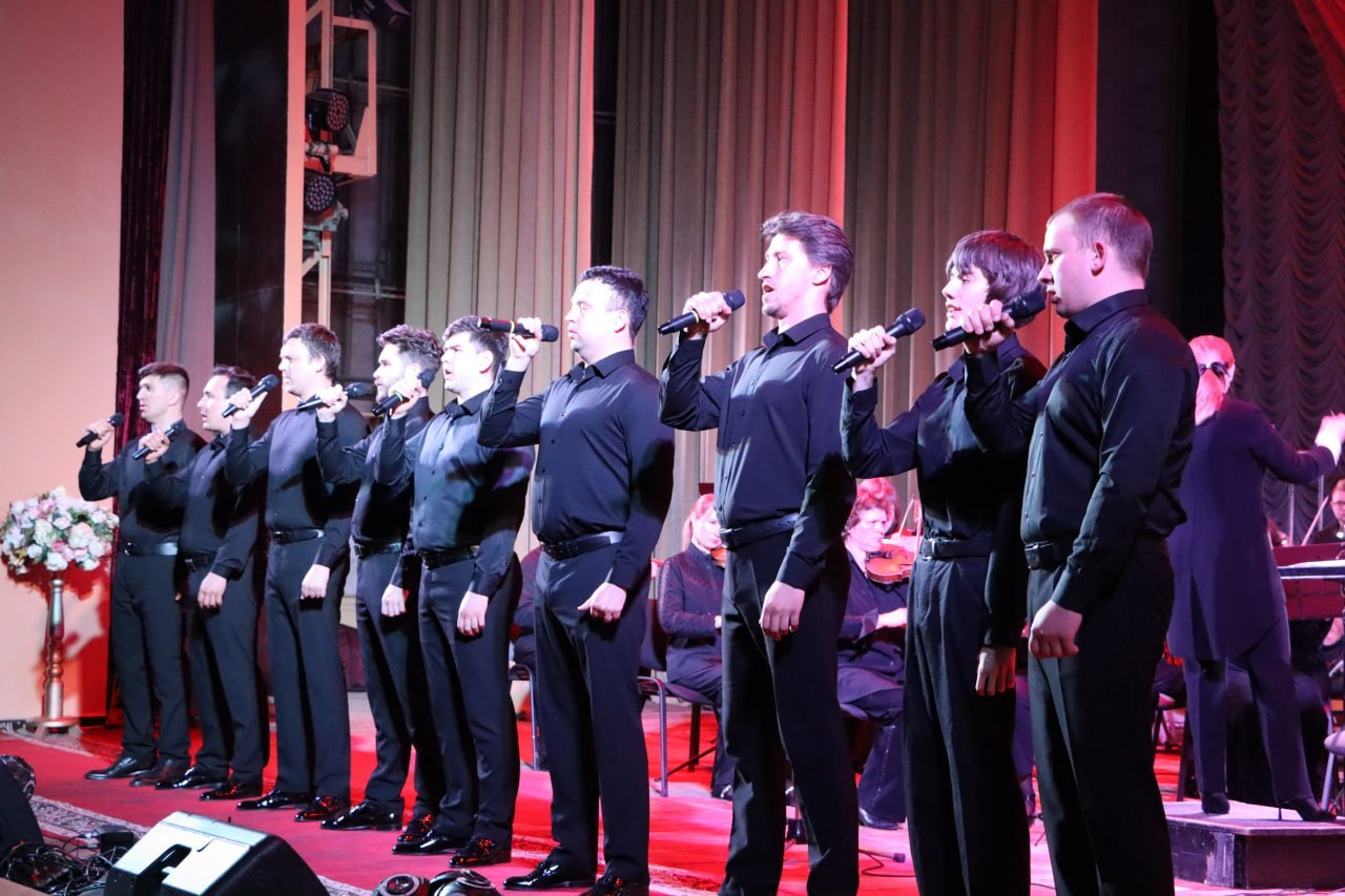 В Стаханове состоялся концерт, посвящённый Владимиру Далю: музыка, слово и история России В Стаханове состоялся концерт, посвящённый Владимиру Далю: музыка, слово и история России