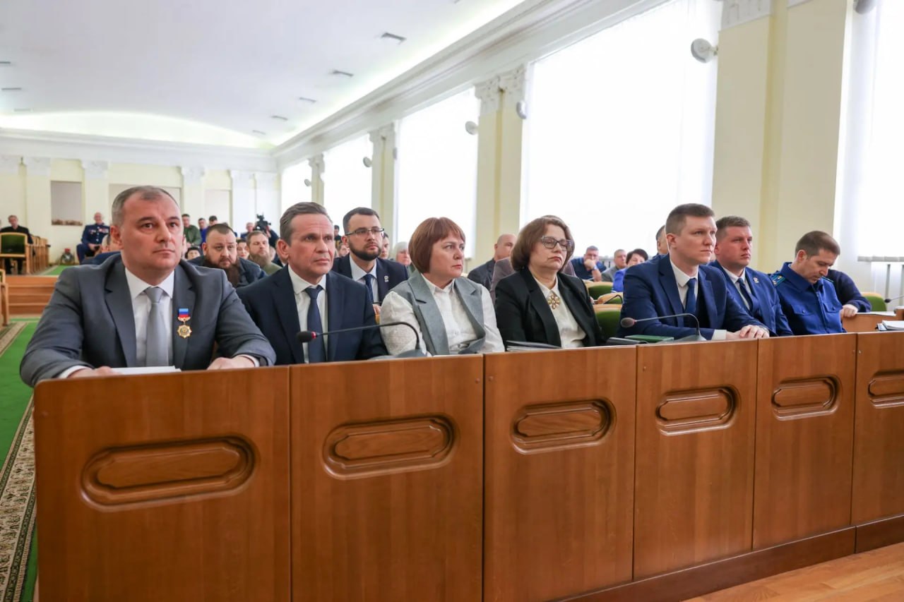 Павел Муратов представил Народному Совету отчет о работе Счетной палаты ЛНР за 2025 год Павел Муратов представил Народному Совету отчет о работе Счетной палаты ЛНР за 2025 год