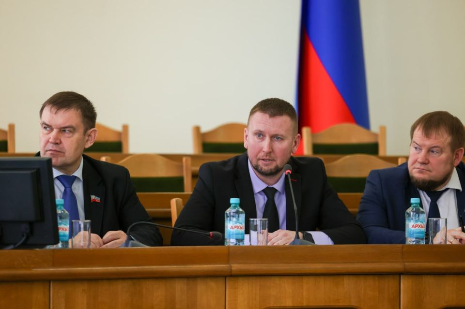 Виктор Водолацкий отметил значимость развития казачества в республике Виктор Водолацкий отметил значимость развития казачества в республике