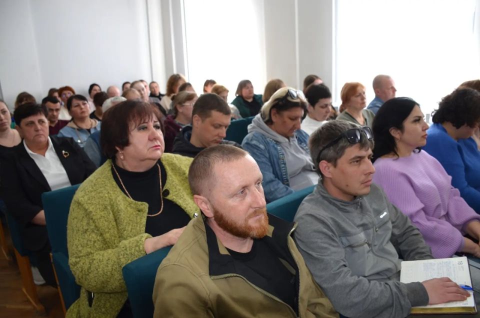 Марина Филиппова: Устав Новоайдарского округа: публичные слушания по внесению изменений и дополнений Марина Филиппова: Устав Новоайдарского округа: публичные слушания по внесению изменений и дополнений