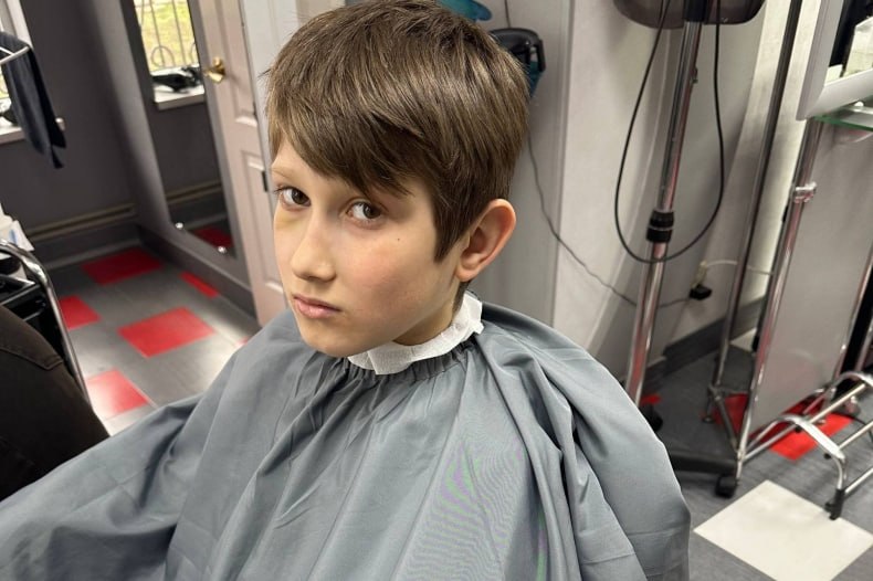 Подарить ребенку стрижку = подарить ему эмоцию! Подарить ребенку стрижку = подарить ему эмоцию!