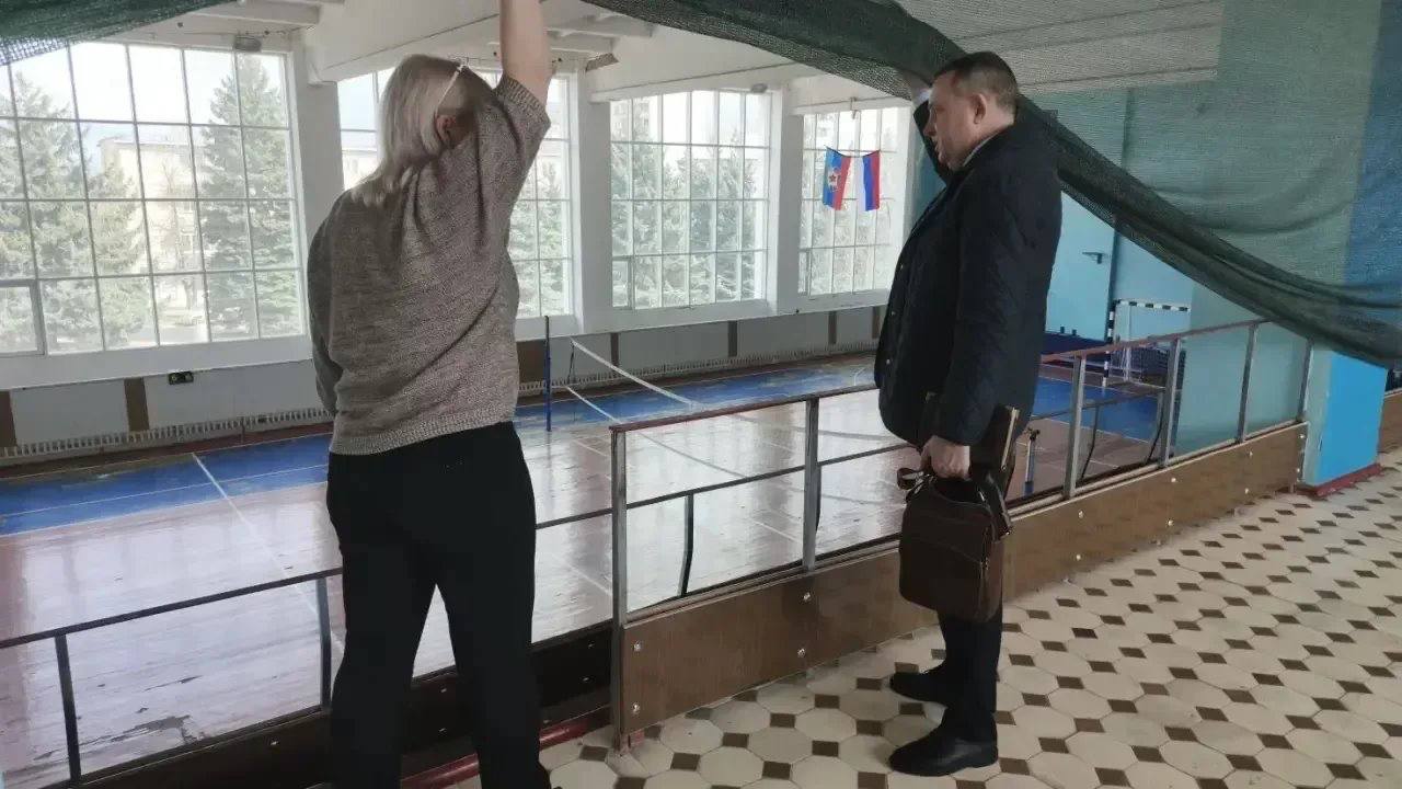 Андрей Губарев: В рамках реализации федерального партийного проекта «Детский спорт» партии «Единая Россия» прошла рабочая встреча с директором МБУ ДО «СШ г. Первомайска» Вахрушевой Еленой Геннадиевной Андрей Губарев: В рамках реализации федерального партийного проекта «Детский спорт» партии «Единая Россия» прошла рабочая встреча с директором МБУ ДО «СШ г. Первомайска» Вахрушевой Еленой Геннадиевной