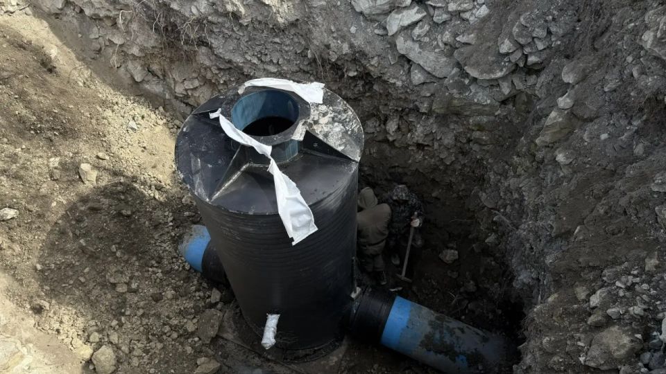 На Востоке Луганска обновляют канализацию На Востоке Луганска обновляют канализацию