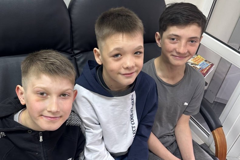 Подарить ребенку стрижку = подарить ему эмоцию! Подарить ребенку стрижку = подарить ему эмоцию!