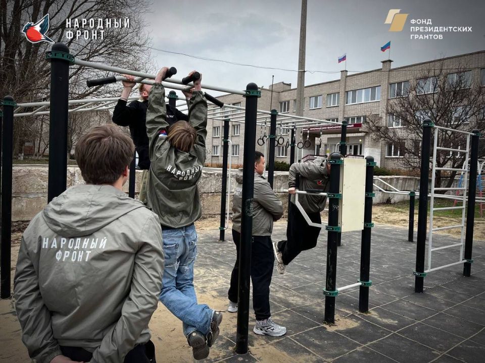 Разминка от Молодёжки НФ из Алчевска! Разминка от Молодёжки НФ из Алчевска!