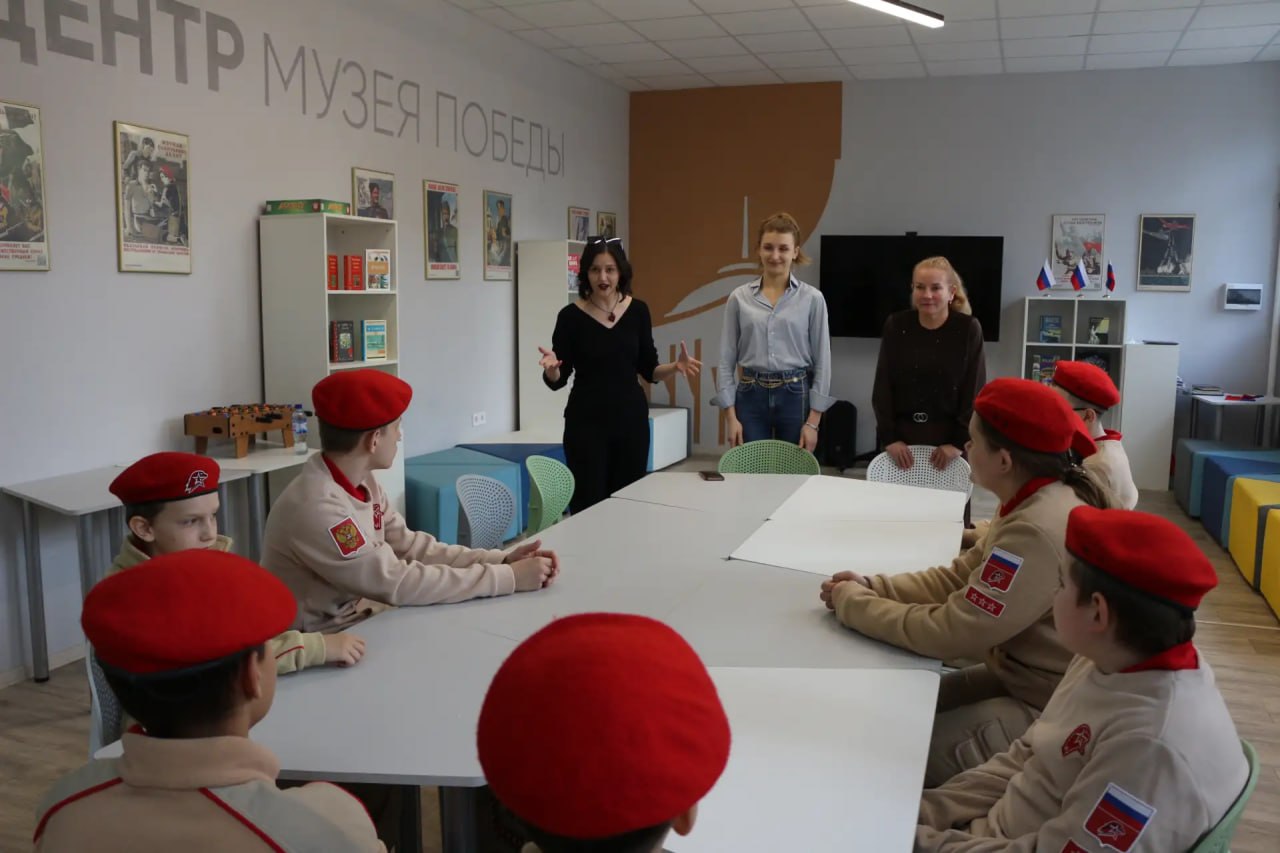 «Люби язык, как Даль его любил»: делегация поэтической акции побывала в Марковке